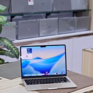 MacBook Air M1 8GB Ram 250SSD
