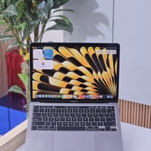 Apple MacBook Pro 13-inch Intel i5 16GB 512GB 2020