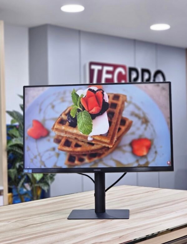 Samsung 24-inch FHD IPS USB-C Monitor
