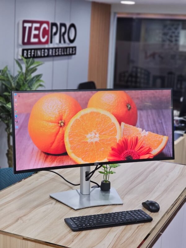 DELL ULTRASHARP 34 Inch 4K ULTRAWIDE THE ULTIMATE PRODUCTIVITY MONSTER!