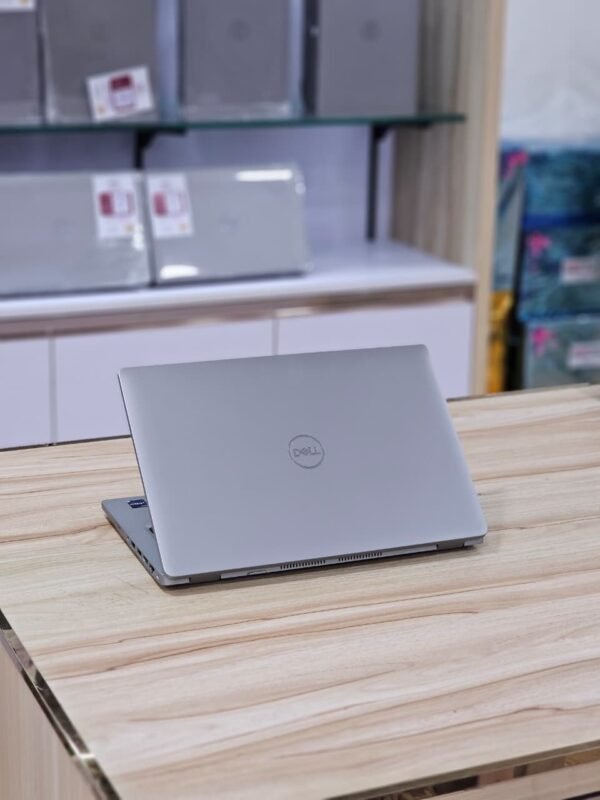 Dell Latitude 5430 i5-1245U 16GB 256GB NVMe